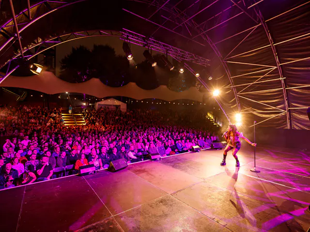 CF6 I6867 Laughterama 070924 Lloyd Winters